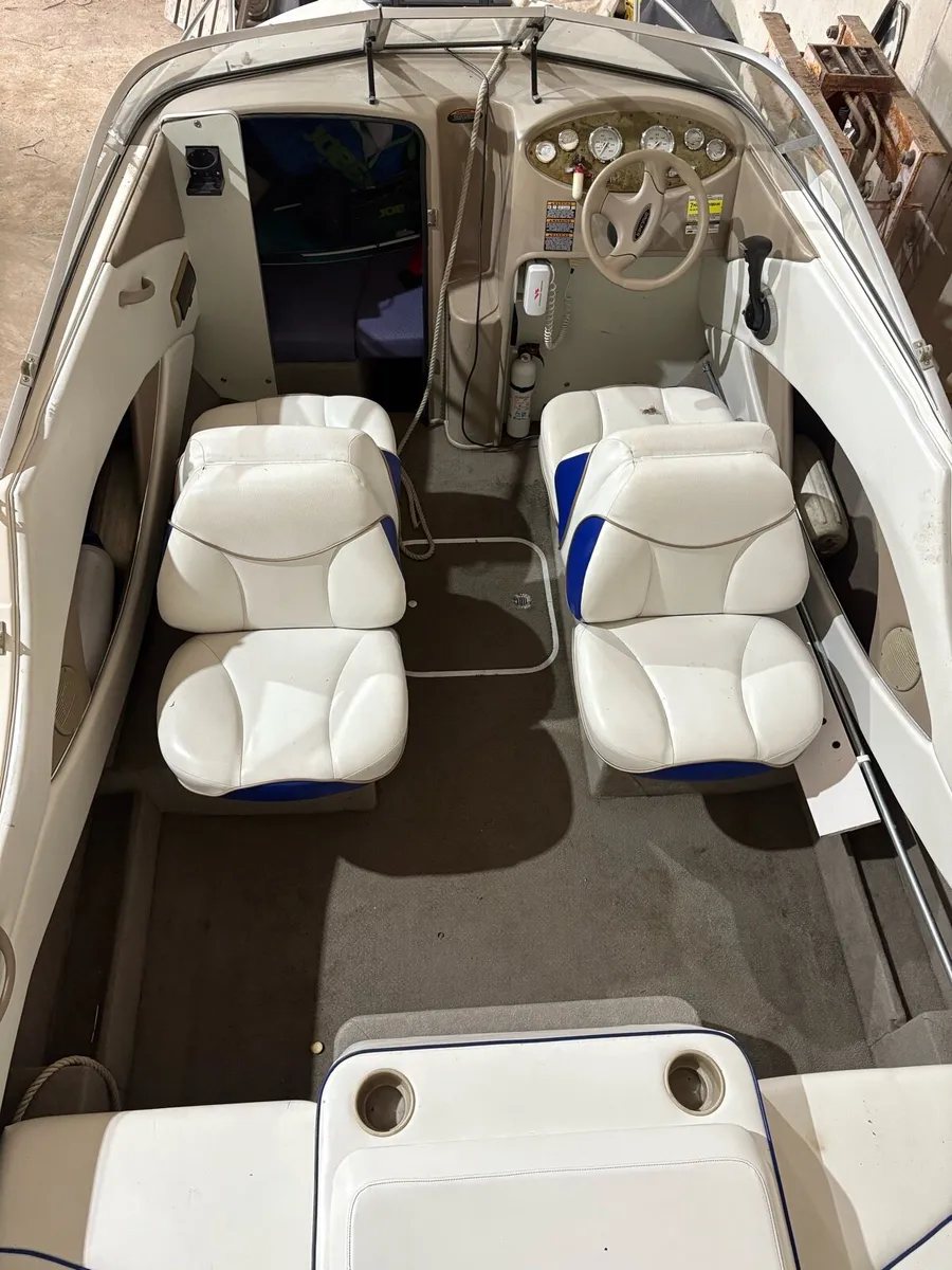 Bayliner speed boat - Image 4