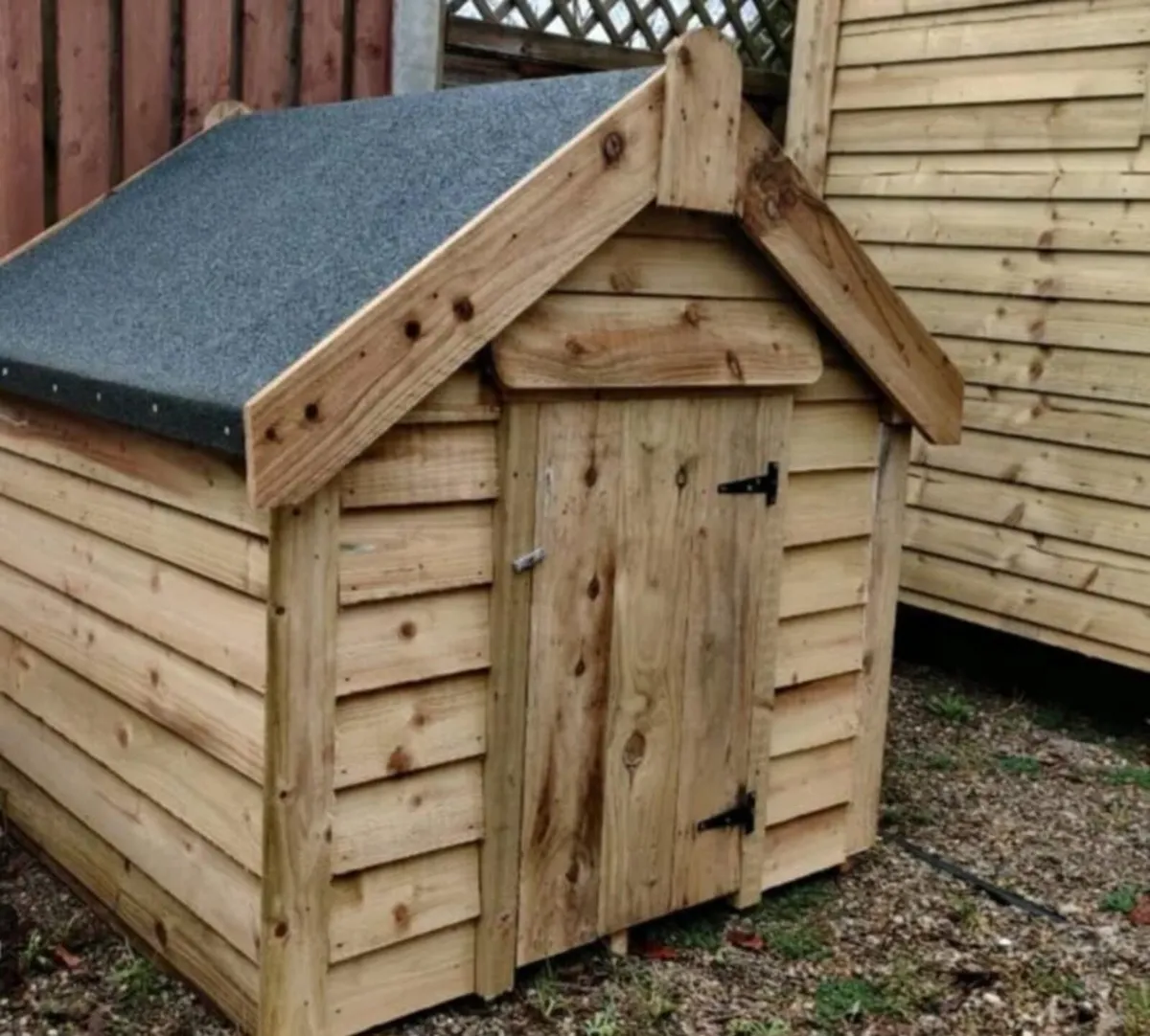 Dog Kennels - Image 1