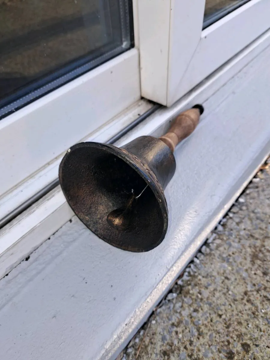 Large  cast iron  school  bell - Image 3