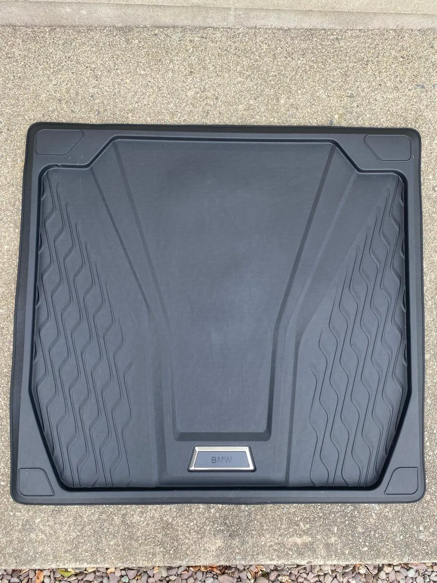 2025 BMW X5 Genuine Rubber mats & Bootliner - Image 2