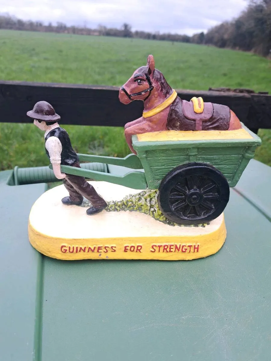Guinness  horse cart ornament - Image 3