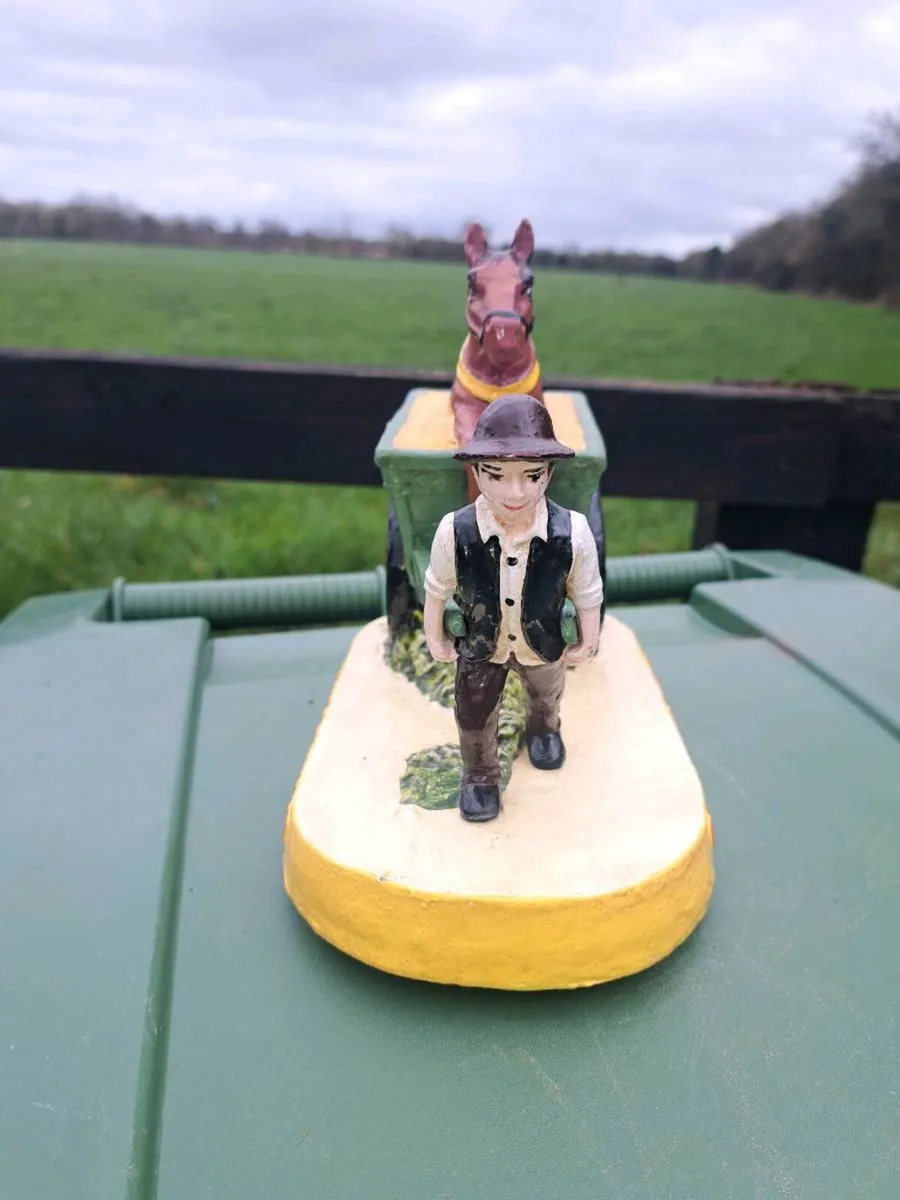 Guinness  horse cart ornament - Image 2