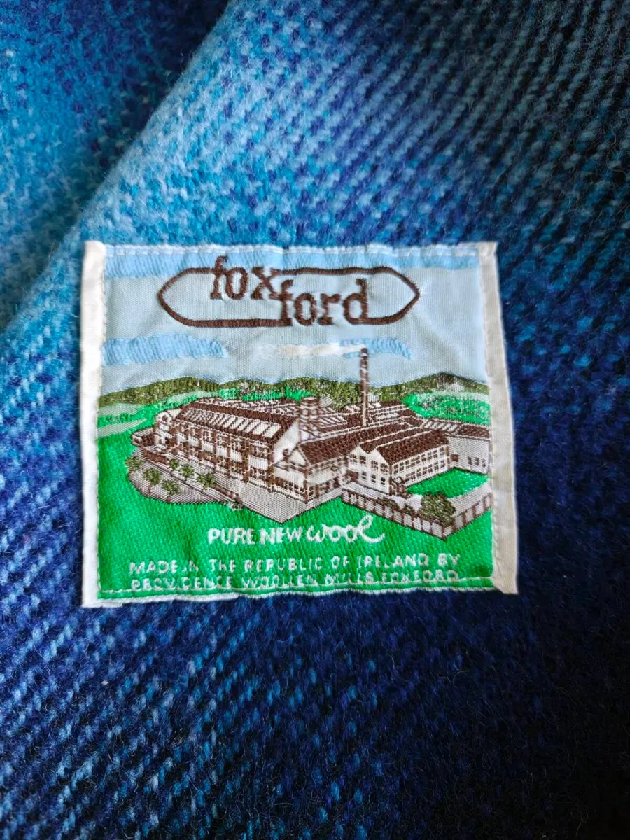 XL Foxford Pure New Wool Blanket - Image 4