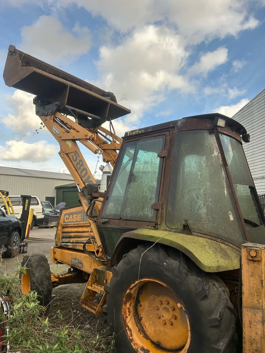 Case 580 digger time waster - Image 2