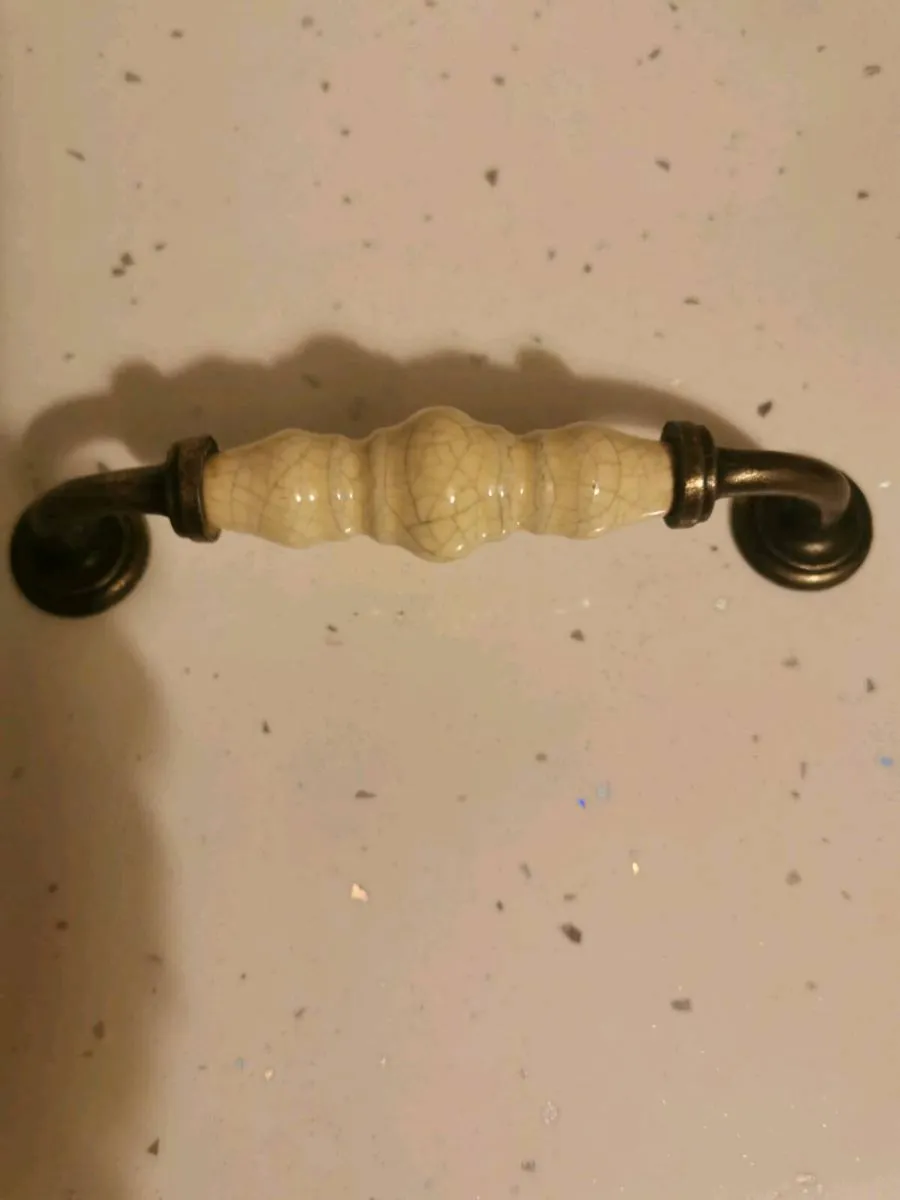 Kitchen Handles - Image 1