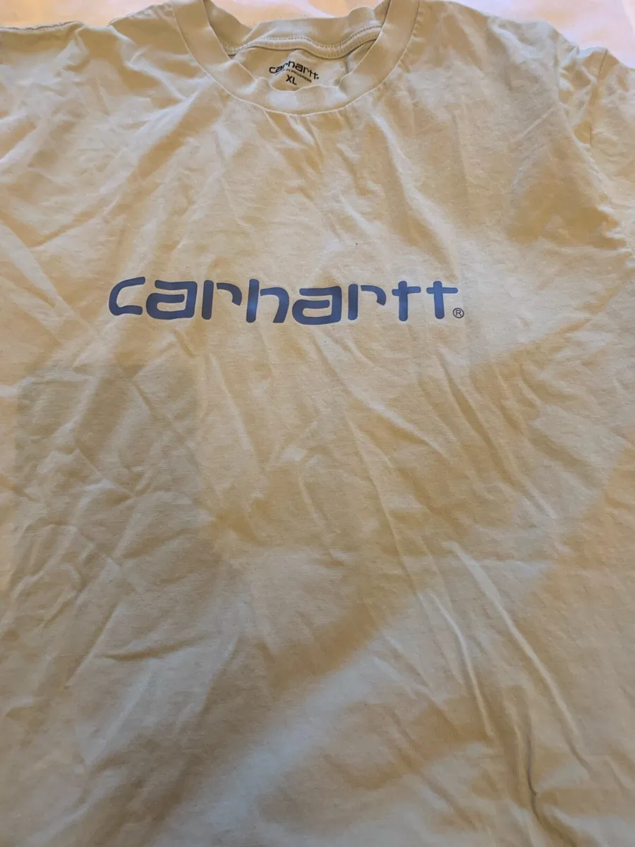 Carhartt t shirt new xl - Image 1
