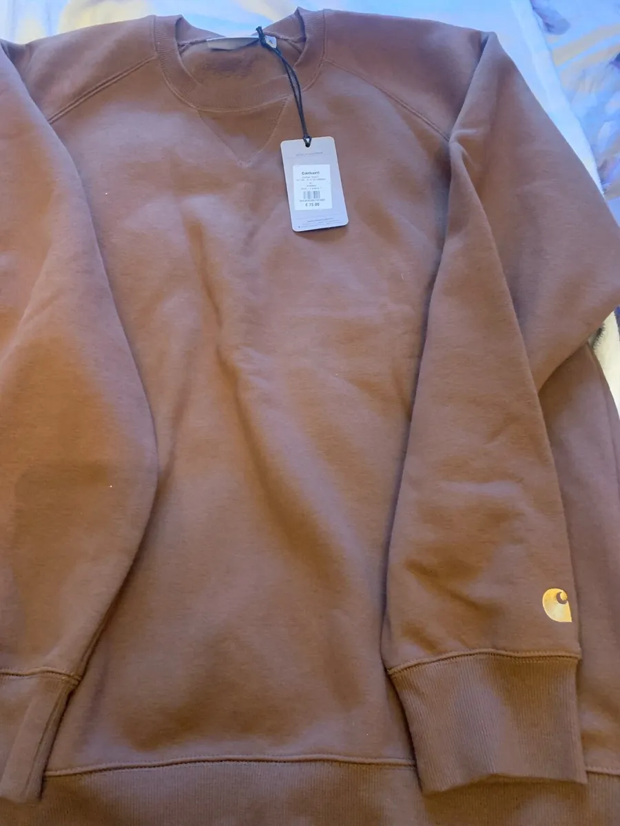 Carhartt jumper new xl - Image 1