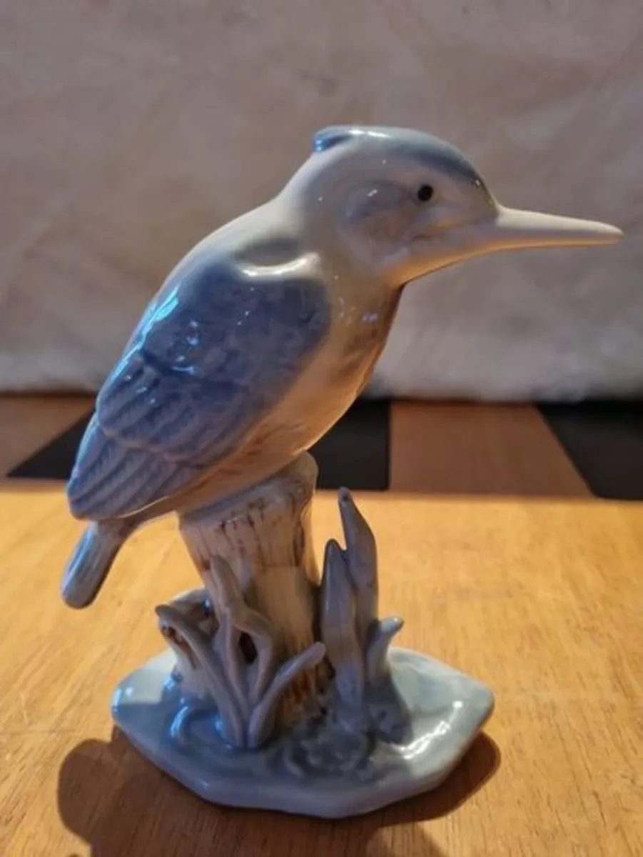 Vintage Porcelain Bird Figurine - Image 3