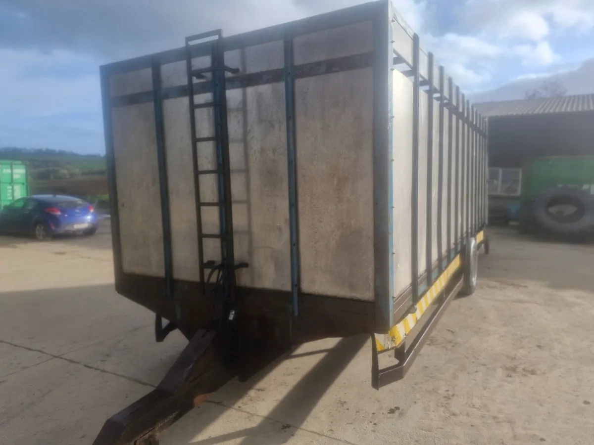 cattle trailer - Image 2