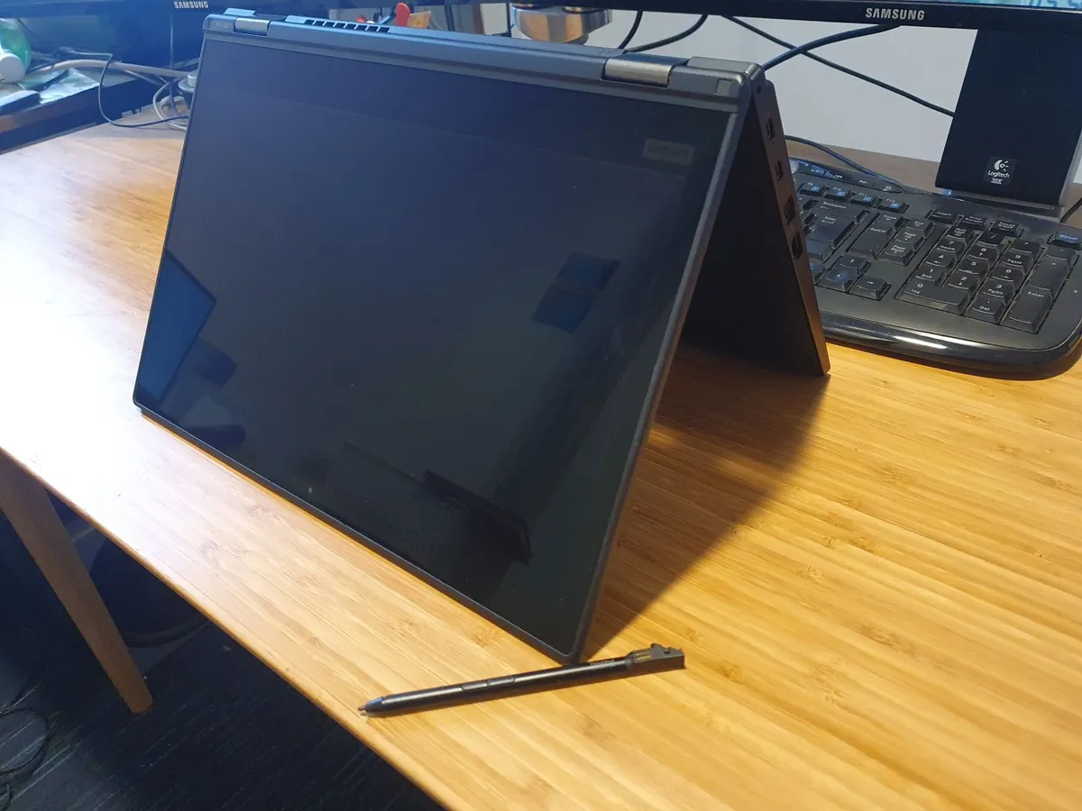 LAPTOP/TABLET Lenovo Yoga - Image 1
