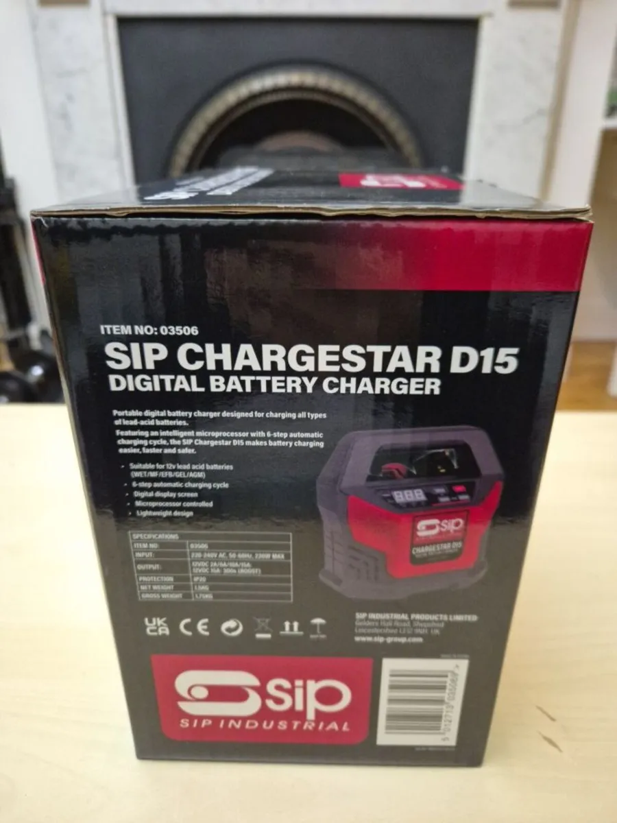 Car battery charger, brand NEW - Image 2