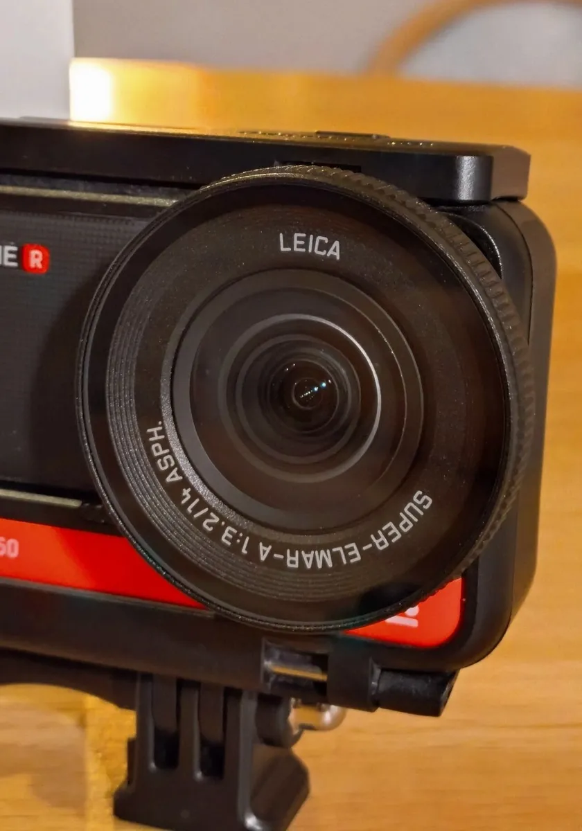 Insta360 ONE R 1-Inch Leica Lens Action Camera - Image 4