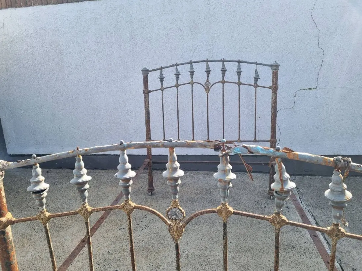 Original old bed collection in Limerick - Image 4