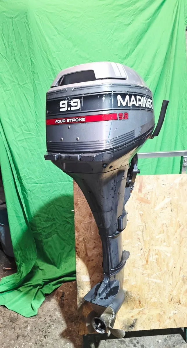 9.9 Outboard motor - Image 1