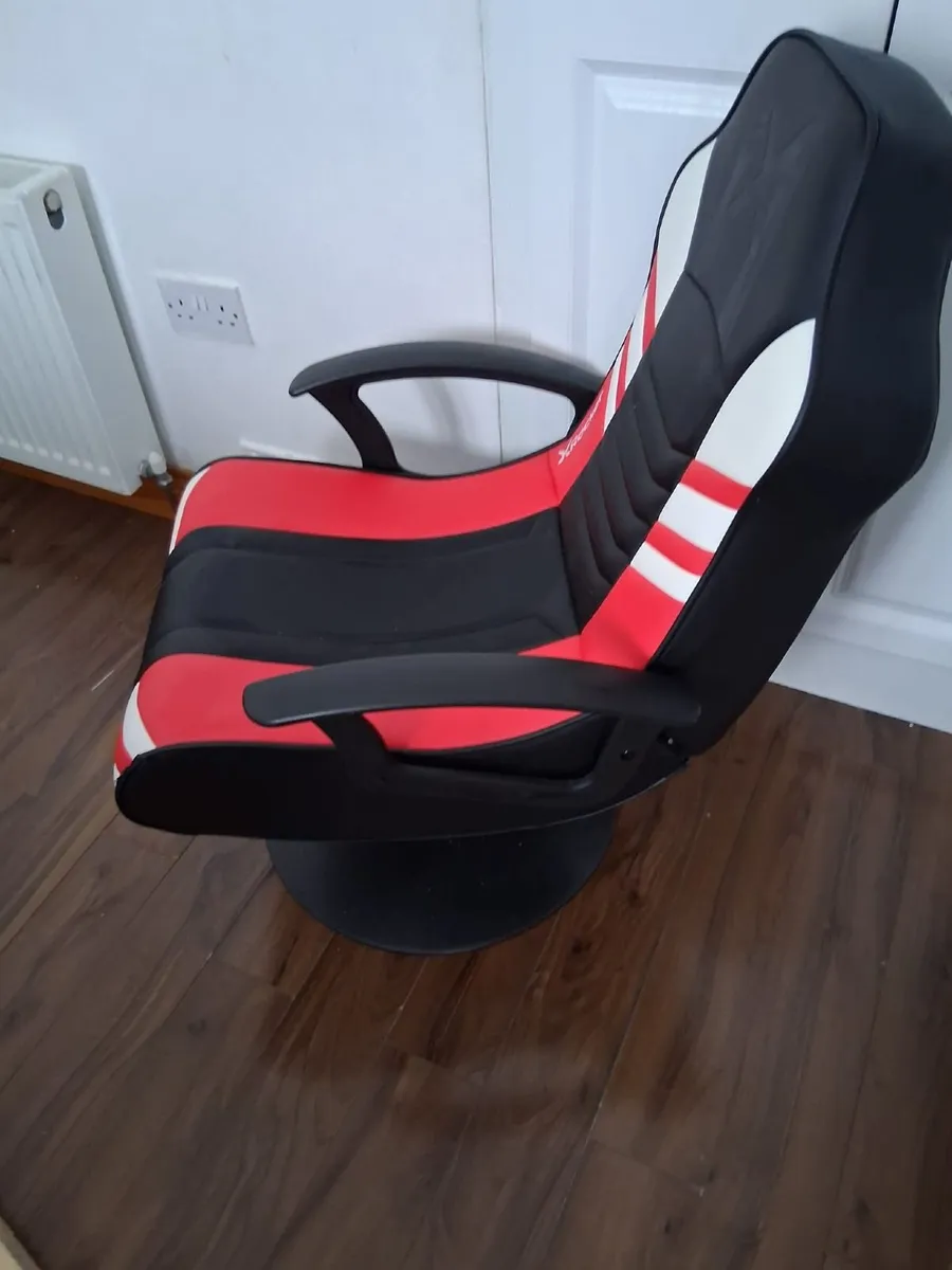 Xrocker Gaming chair mint condition - Image 4