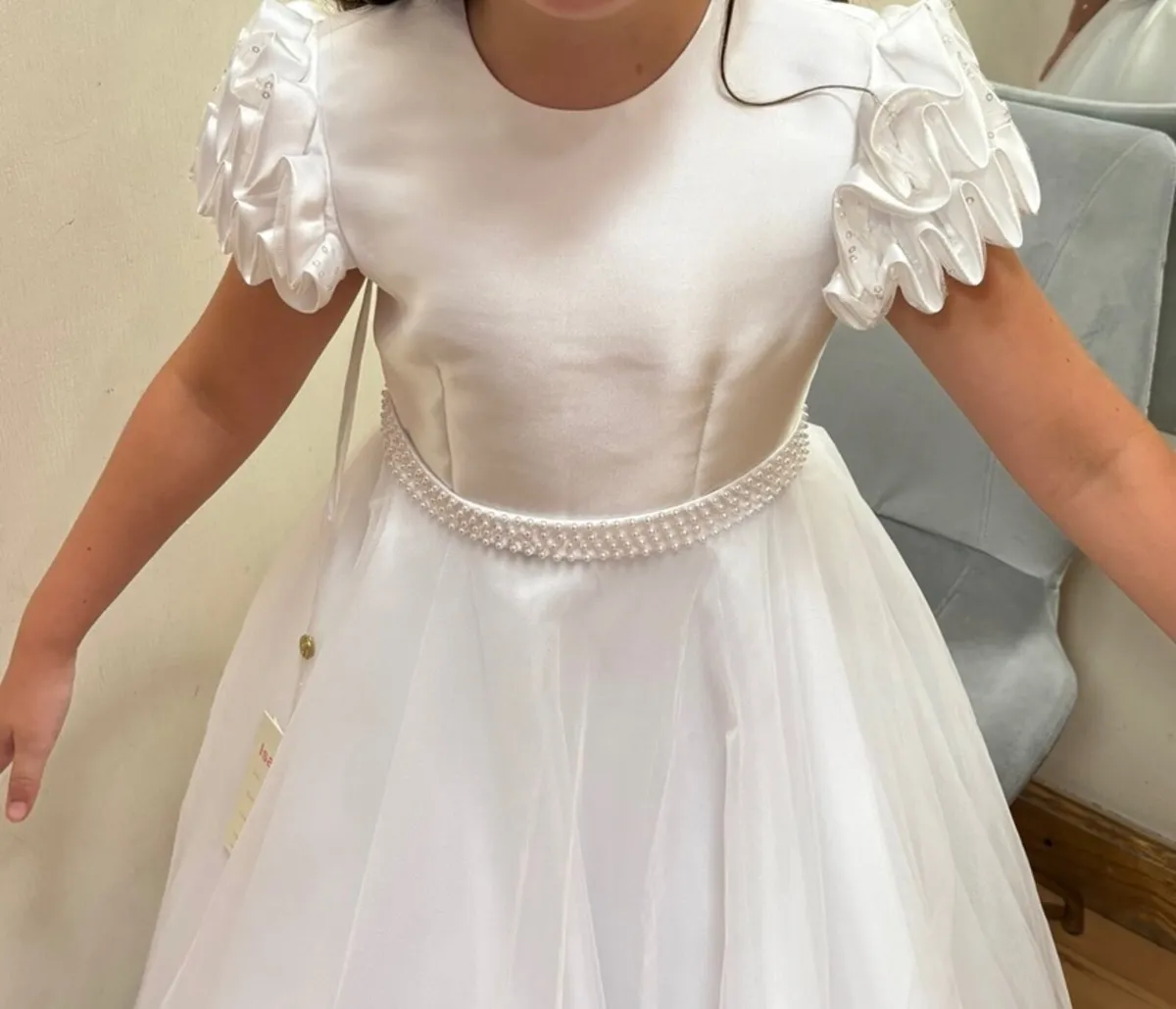 BRAND NEW COMMUNION DRESS - Image 2
