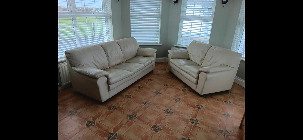 Bedroom & Sitting Room Furniture - Image 3