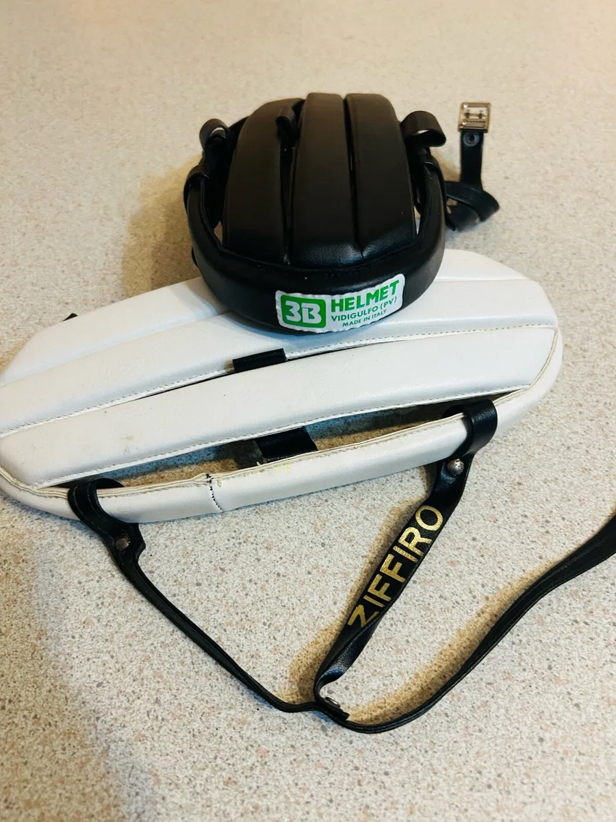 Vintage cycling helmets - Image 1