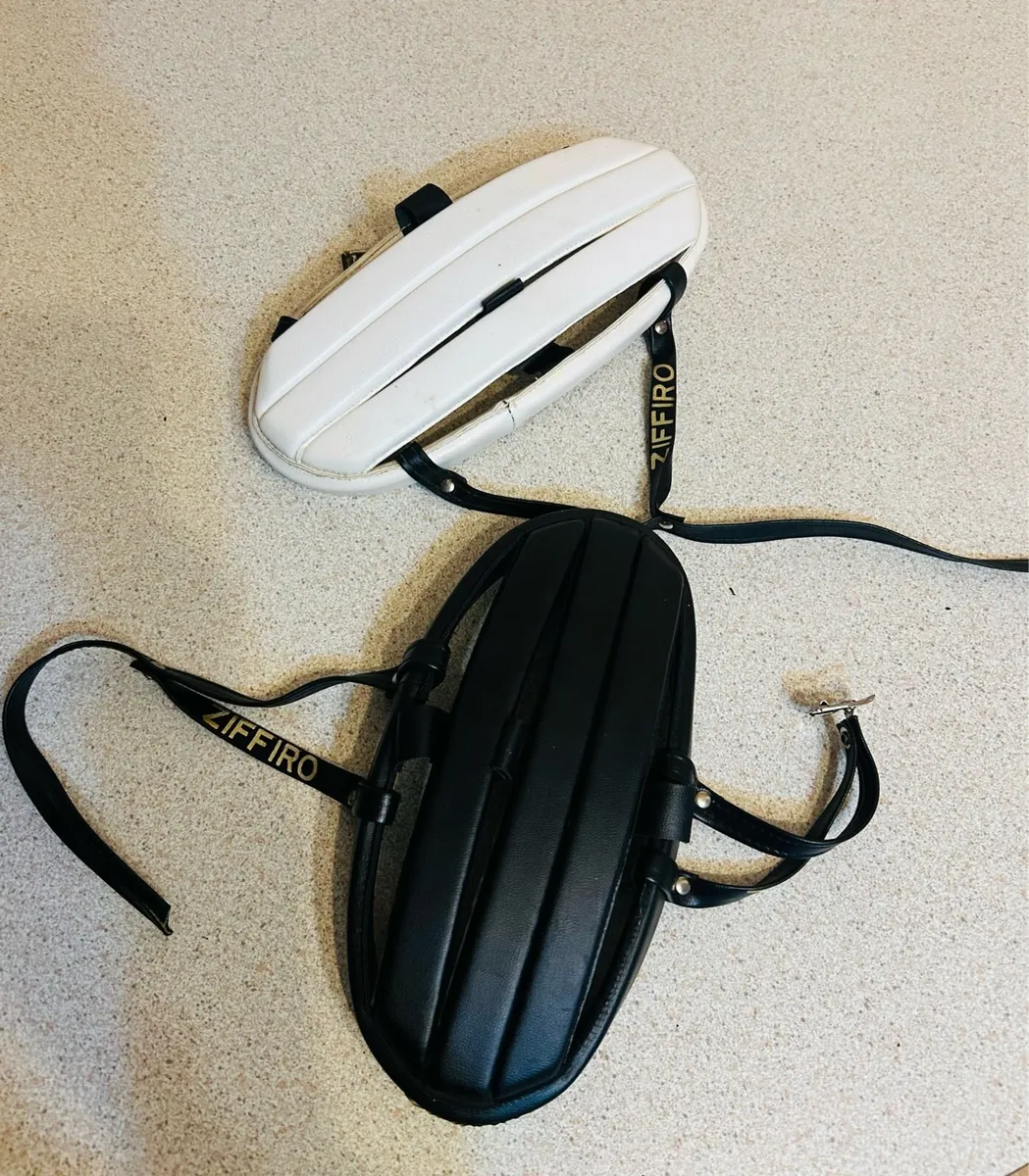 Vintage cycling helmets - Image 2