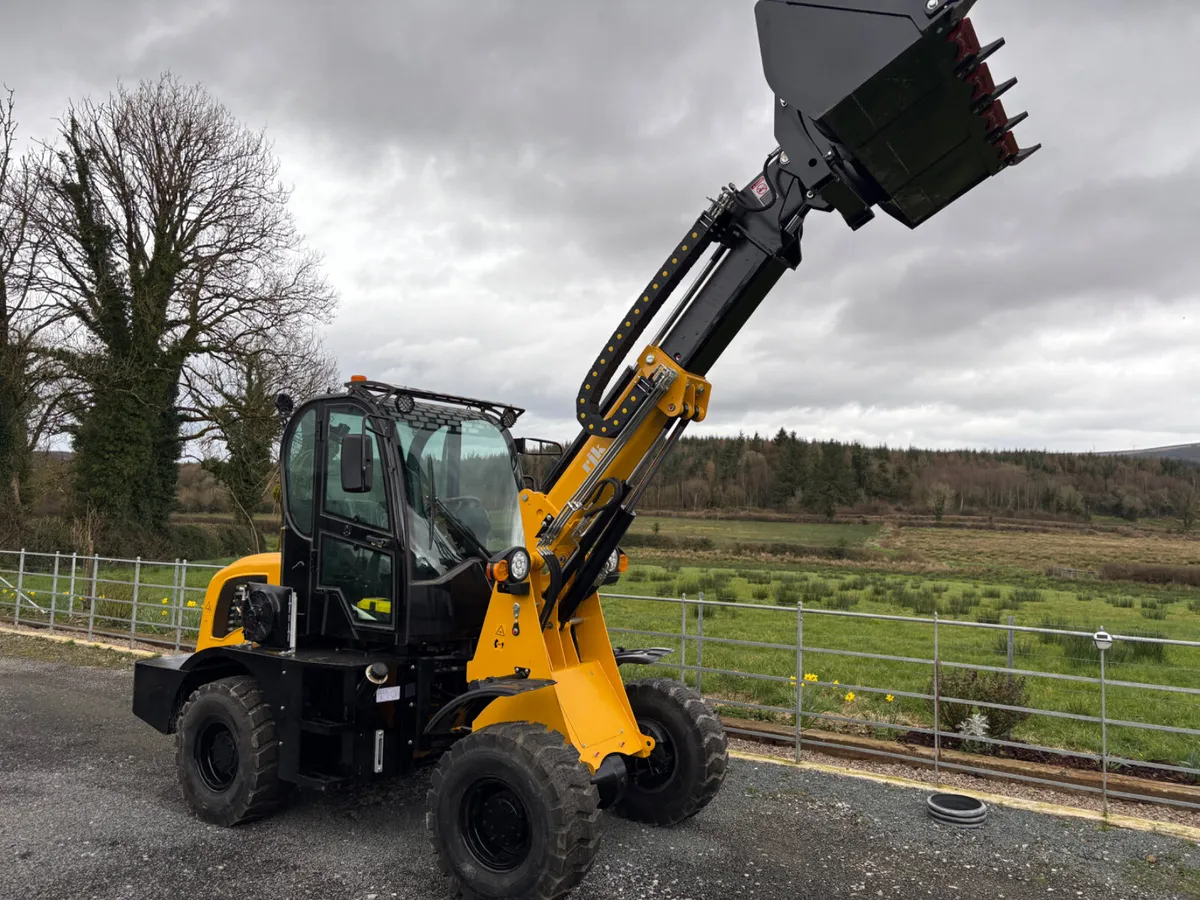 RJK 1500 farm loader - Image 1