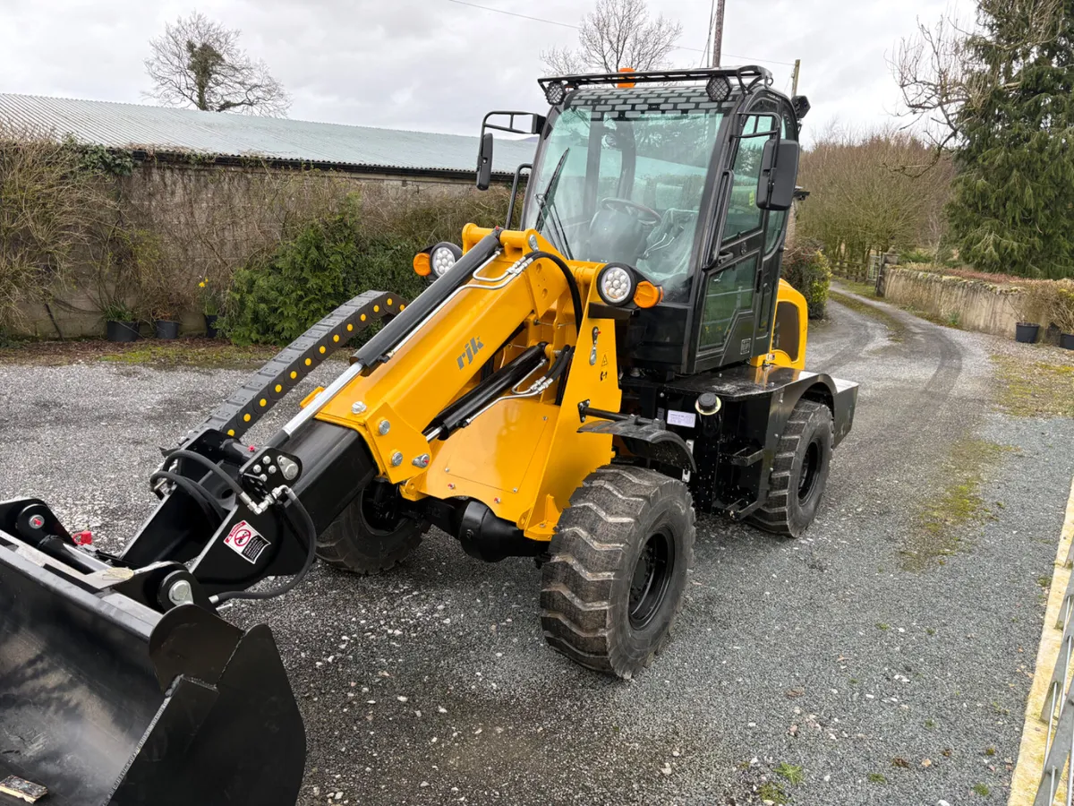 RJK 1500 farm loader - Image 3