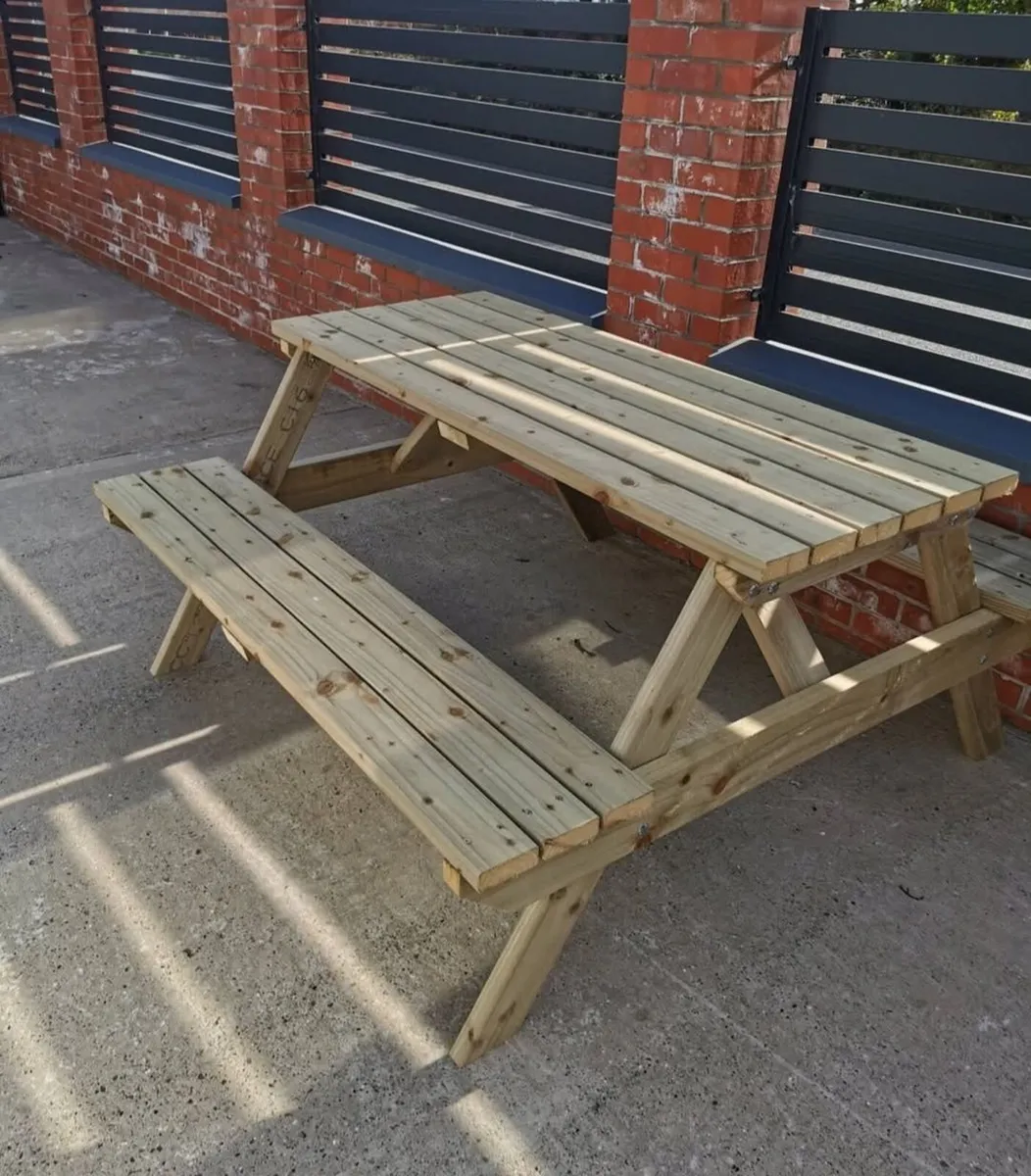 Picnic bench - Image 2