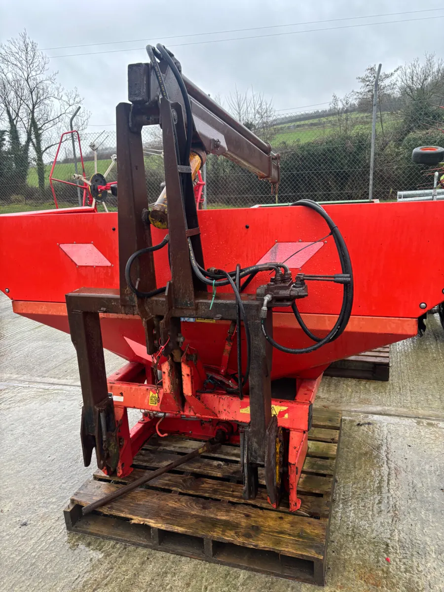 ROSSMORE HOIST - Image 1