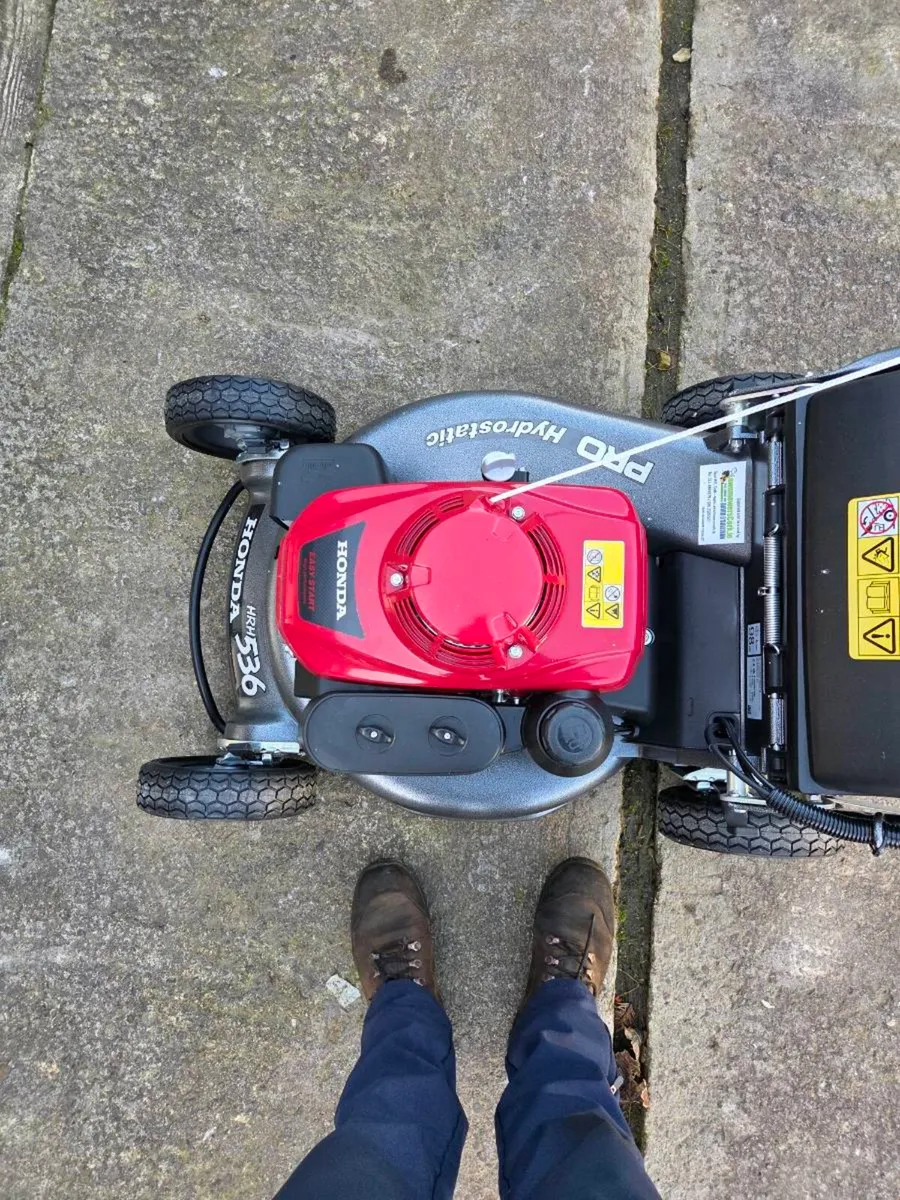 Honda Pro Mower - Image 2