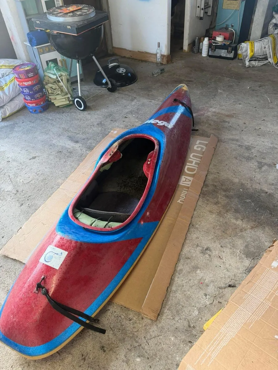 Mega neutron surf kayak - Image 1