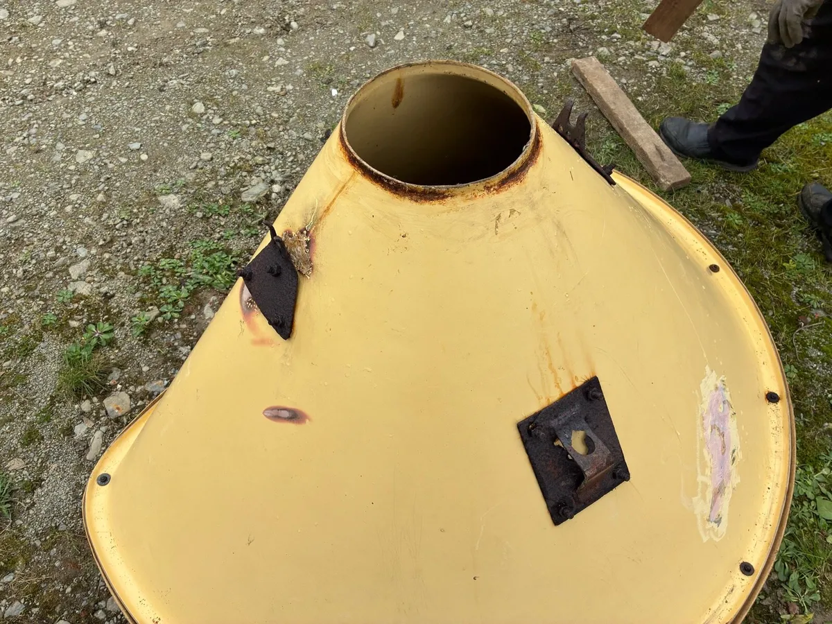 Vicon Spreader Hopper - Image 3