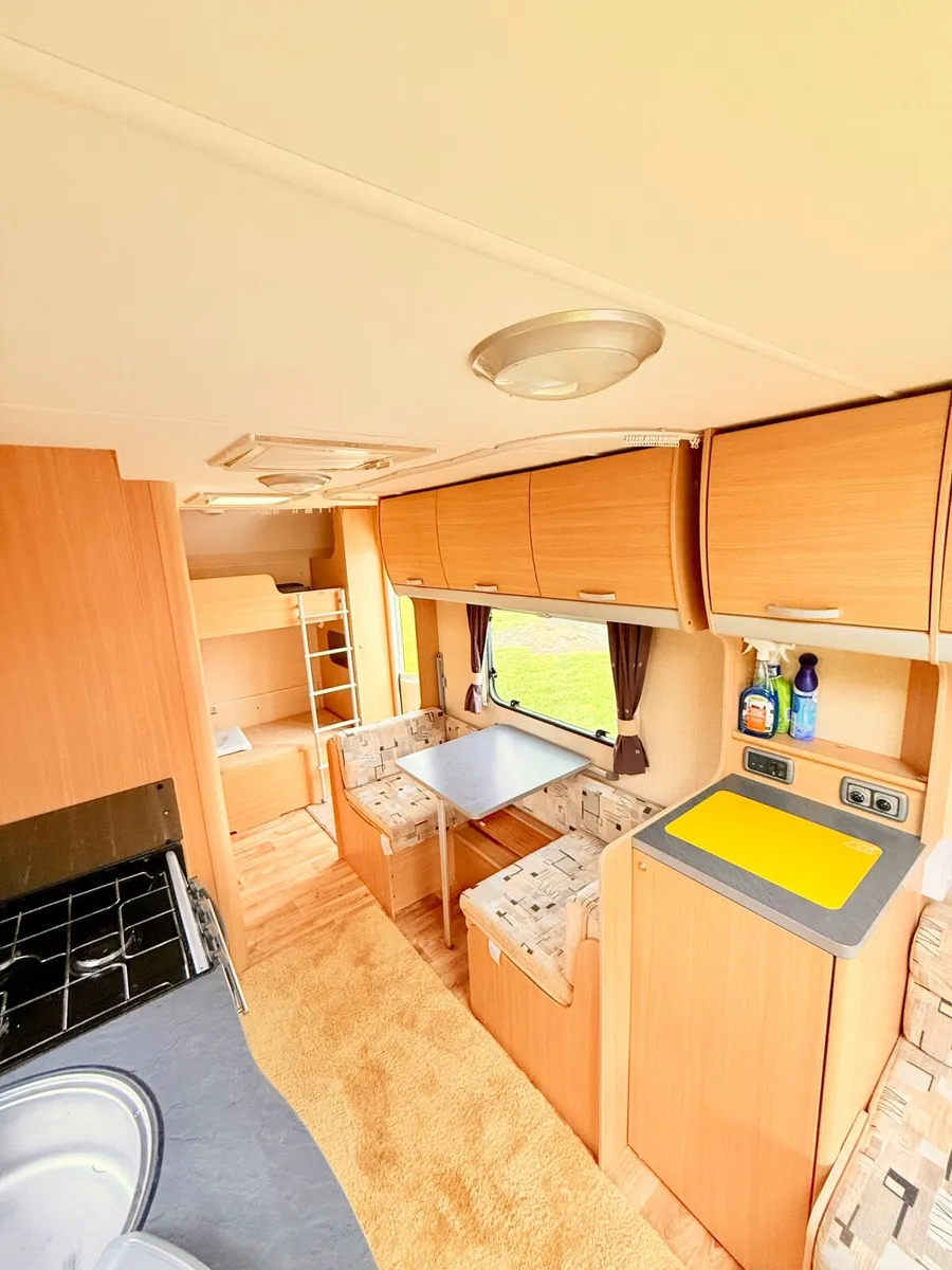 Sprite Major – 6 Berth – Excellent Family Layout - Image 3