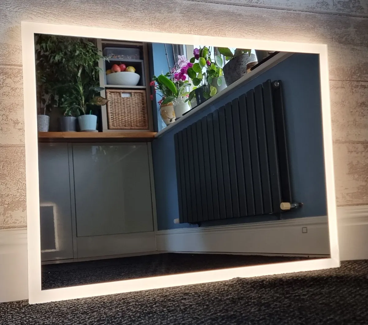 LED Bathroom Mirror Fogless Demister Bright Light - Image 3