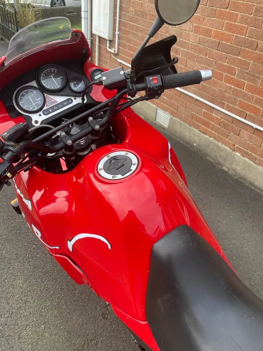 Motorcycle Triumph tiger 900 - Image 4