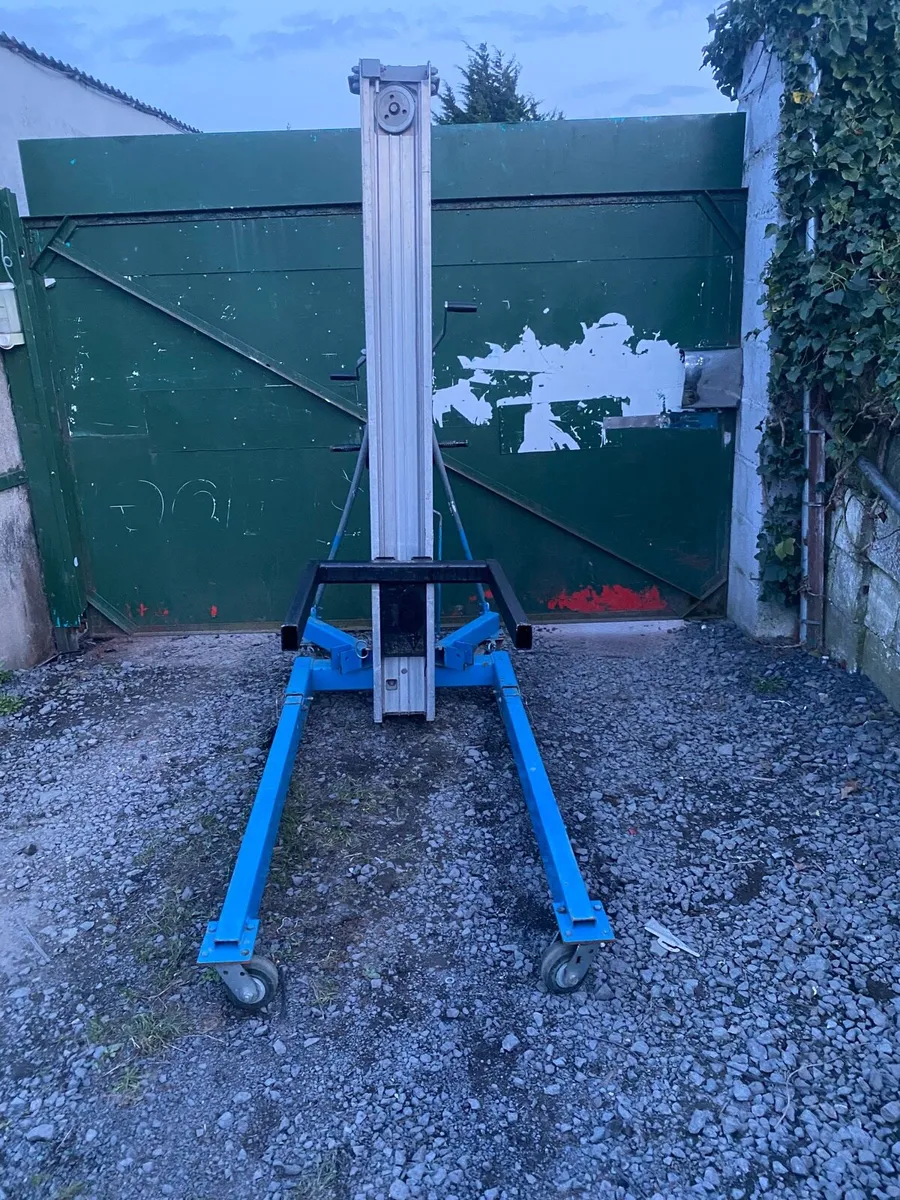 GENIE SLA15 SUPERADVANTAGE LIFT - Image 4