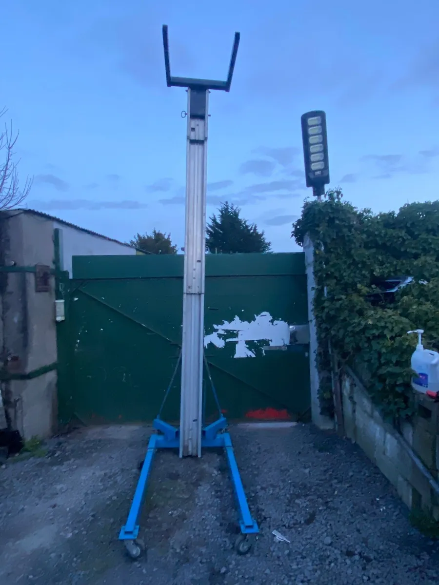 GENIE SLA15 SUPERADVANTAGE LIFT - Image 1