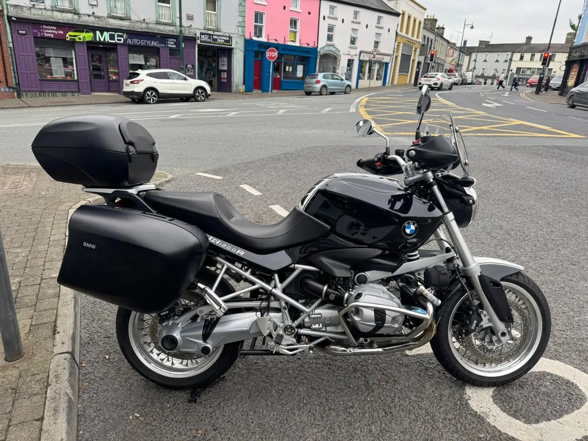BMW R1200R Classic only 9k miles - Image 1