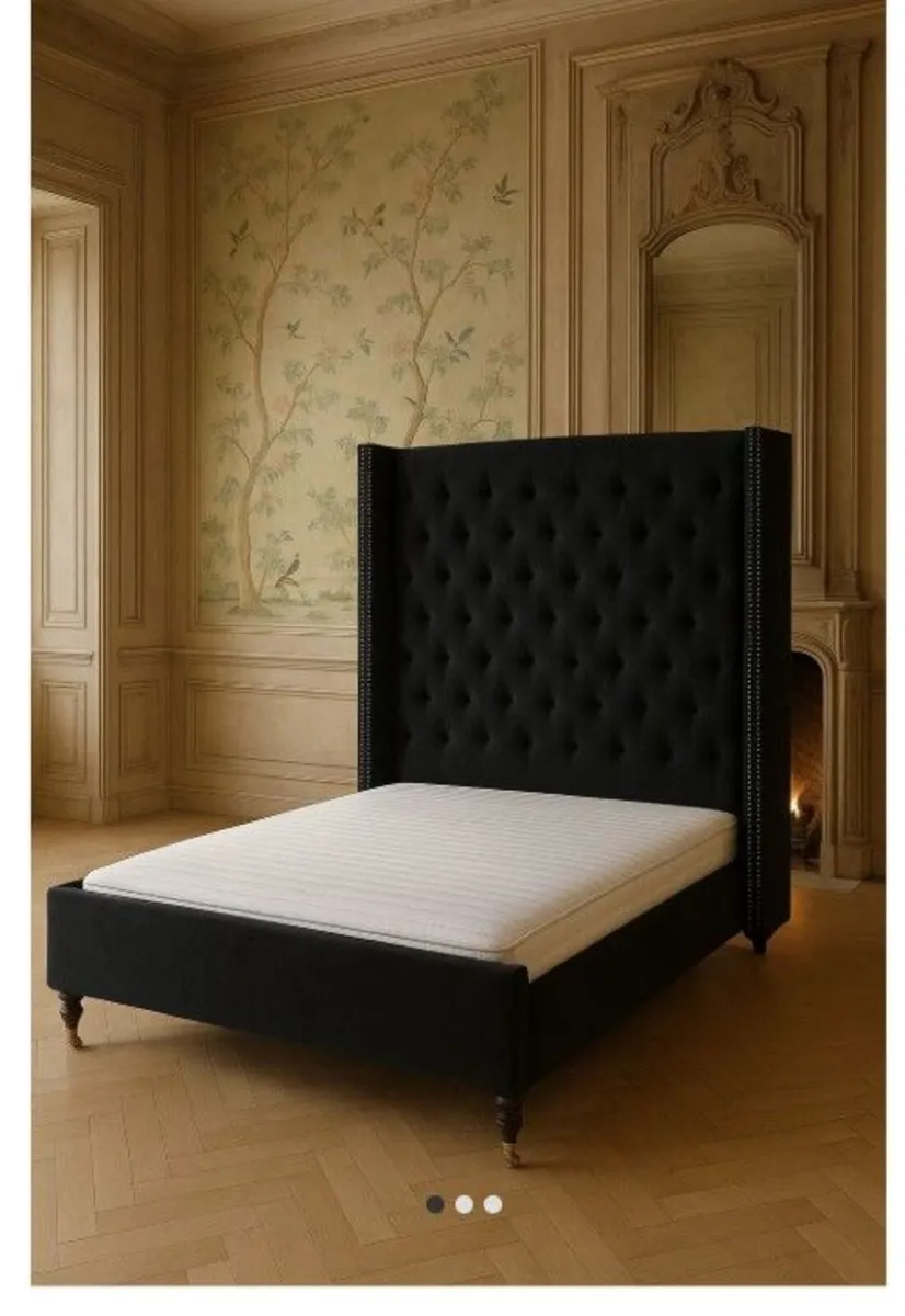 Vintage double bed chesterfield stately vintage be - Image 1