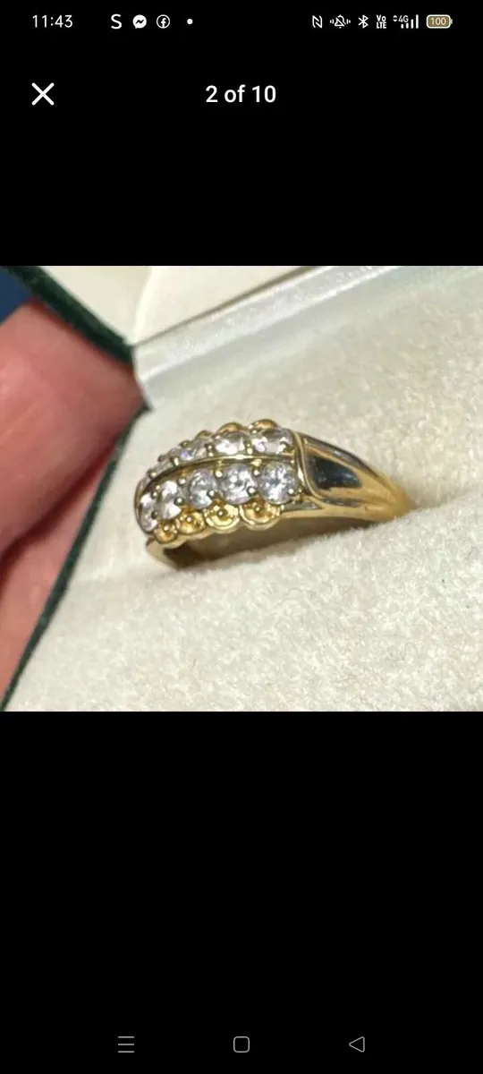 Beautiful 9ct Gold Dress Ring - Image 2
