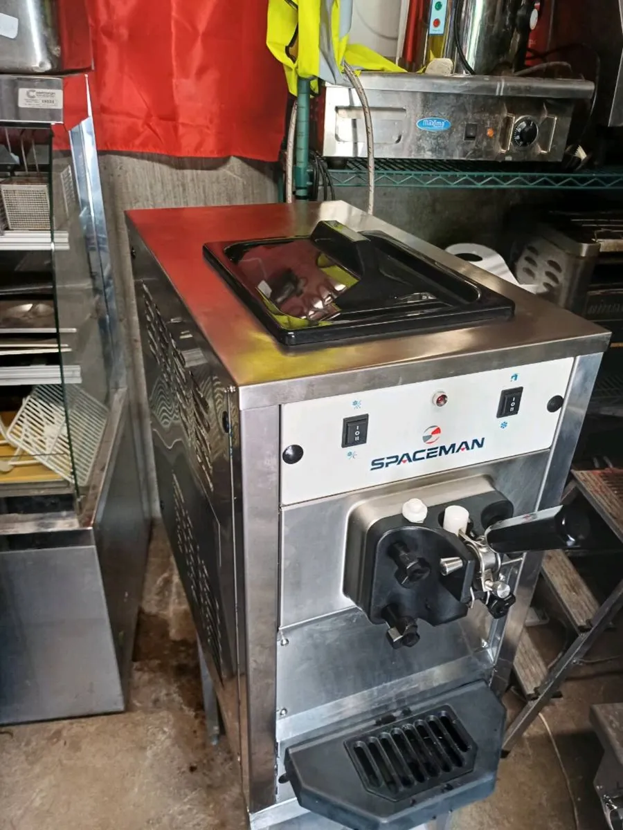 Catering equipment - Image 1