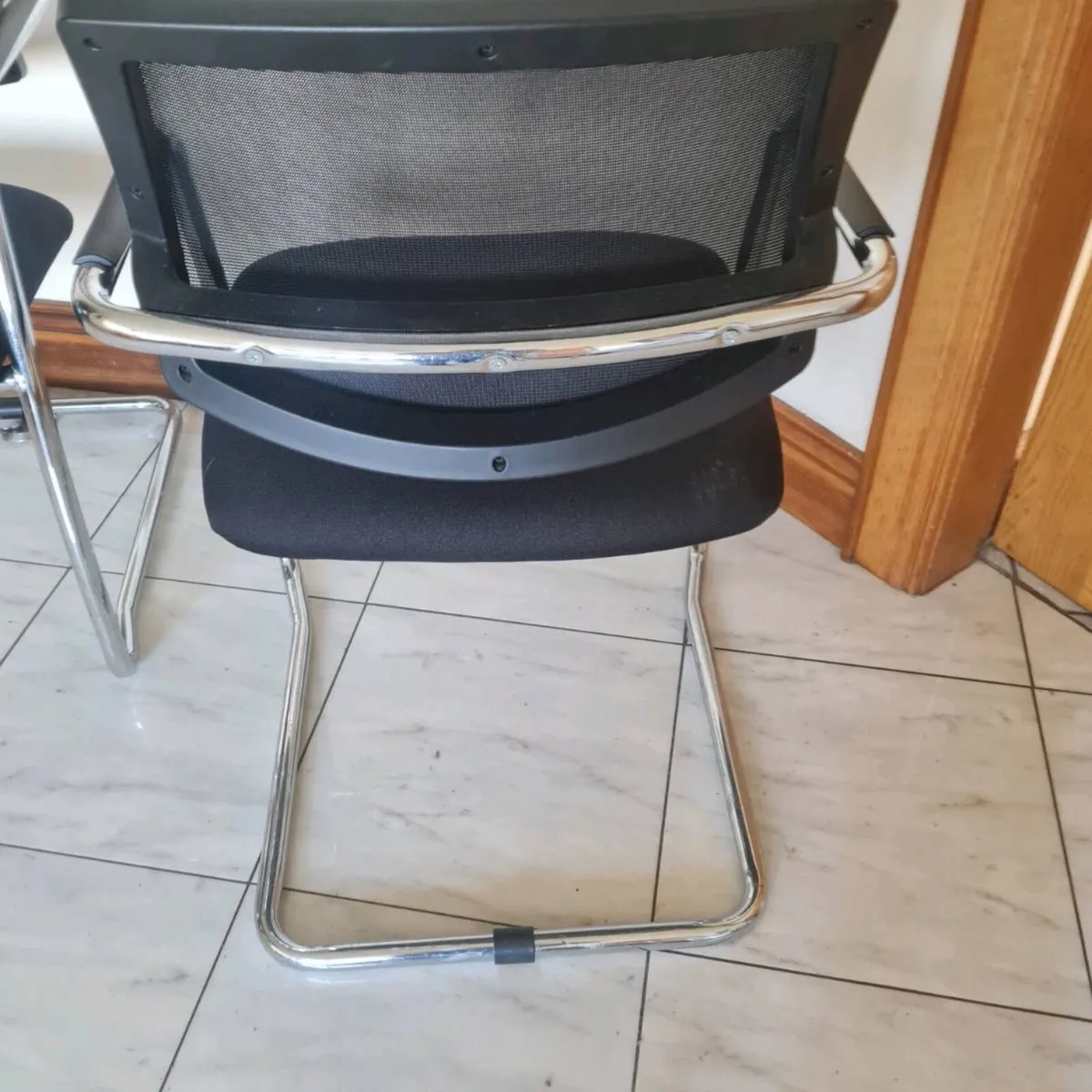 Black netback executive meeting chairs 15 availabl - Image 2