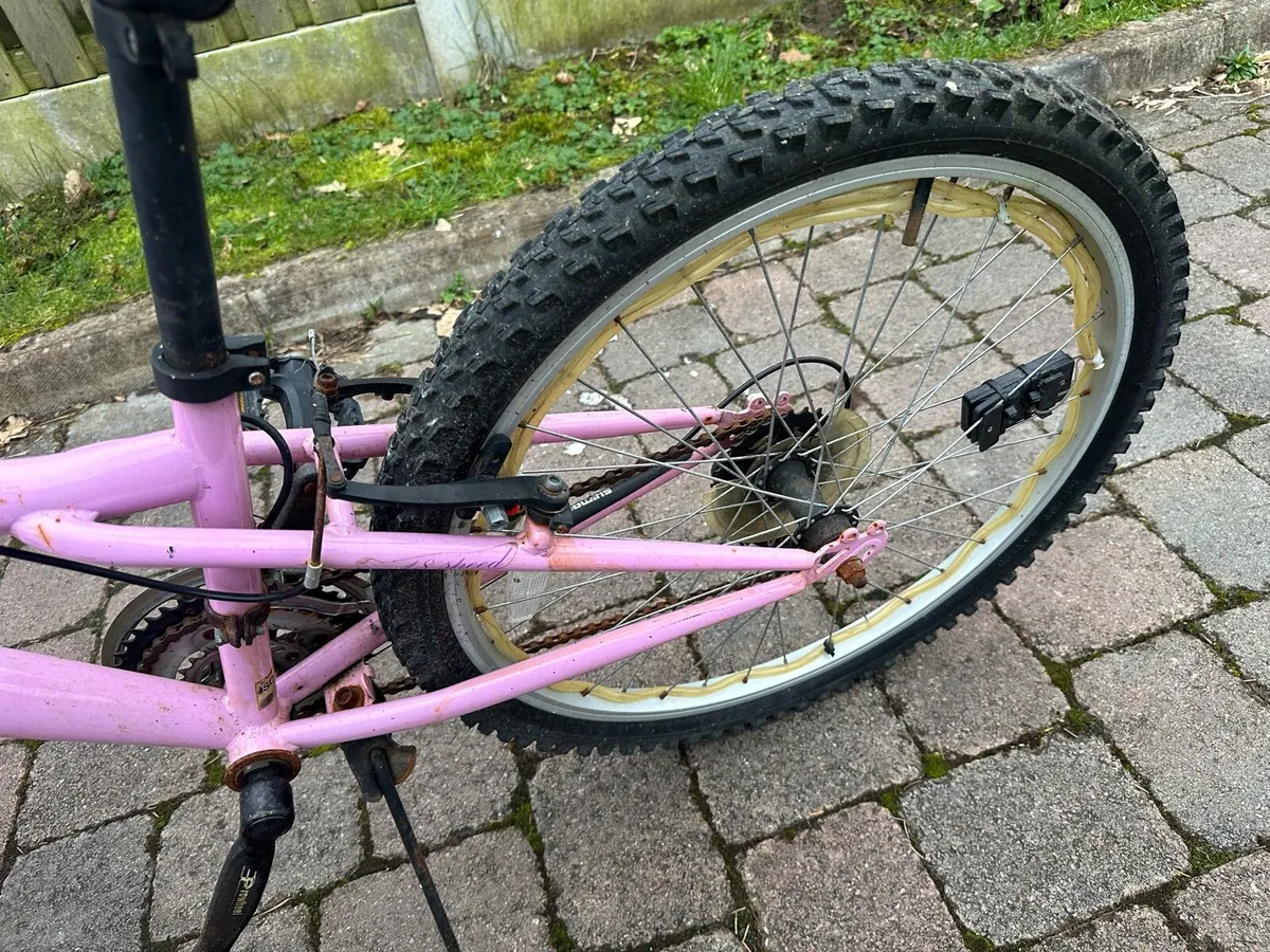 Kids Bike 24 inch - Image 3