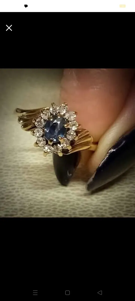 Beautiful Sapphire and Diamond Ring - Image 1