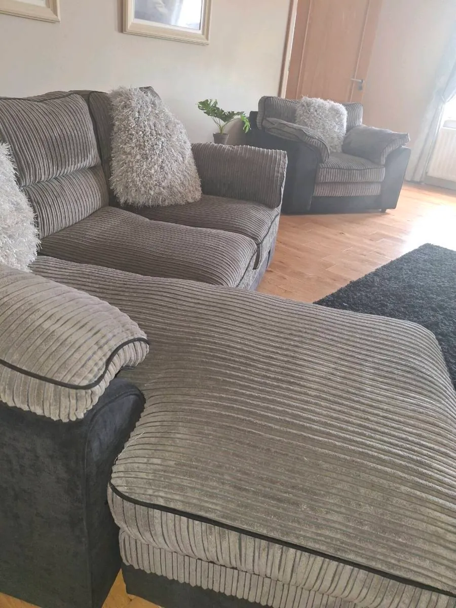 3 seater with attached foot stool and one seater - Image 1