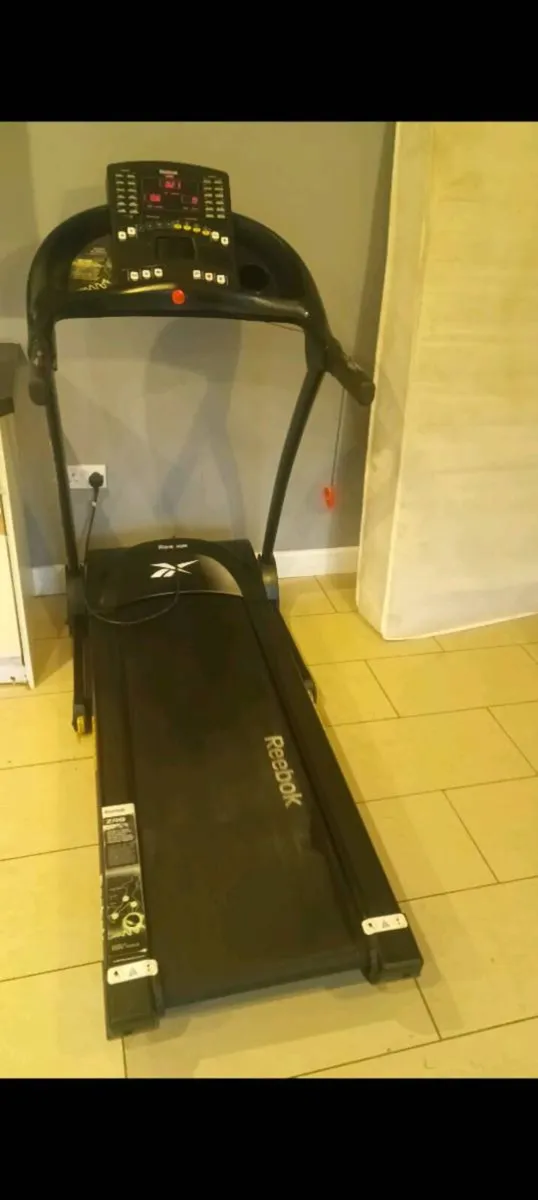 Reebok ZR8 treadmill - Image 1