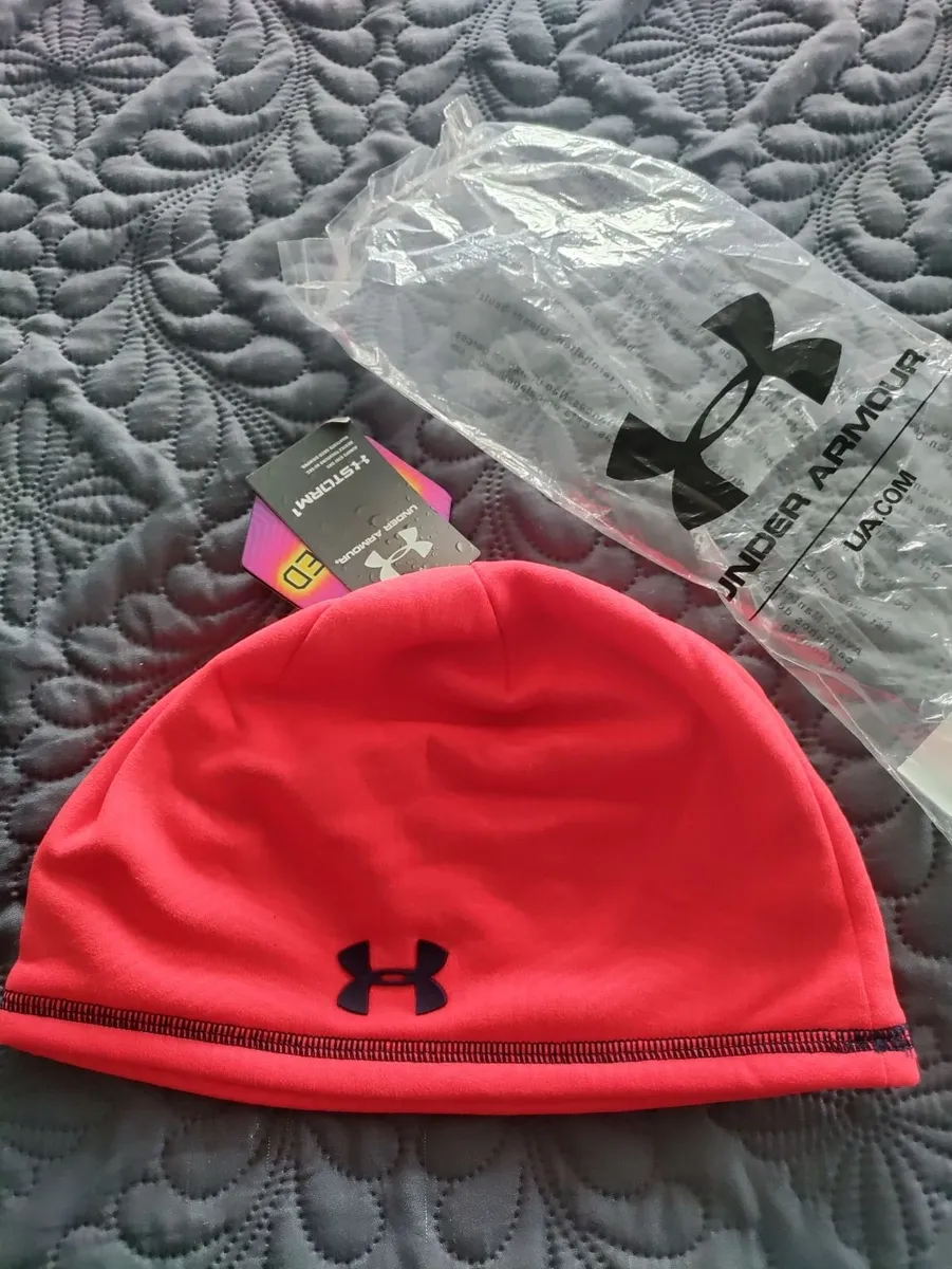 Under Armour ColdGear Storm beanie New - Image 1