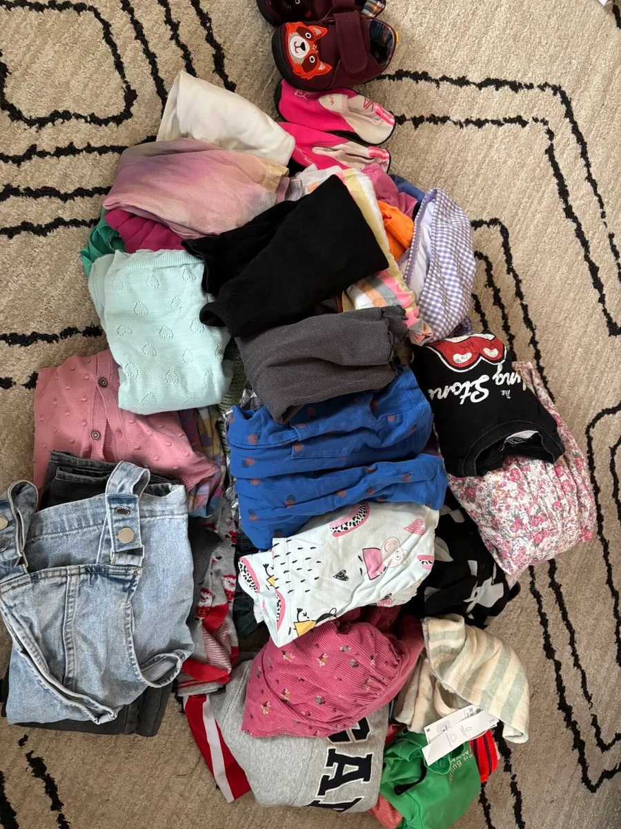 Children’s clothes - Image 1