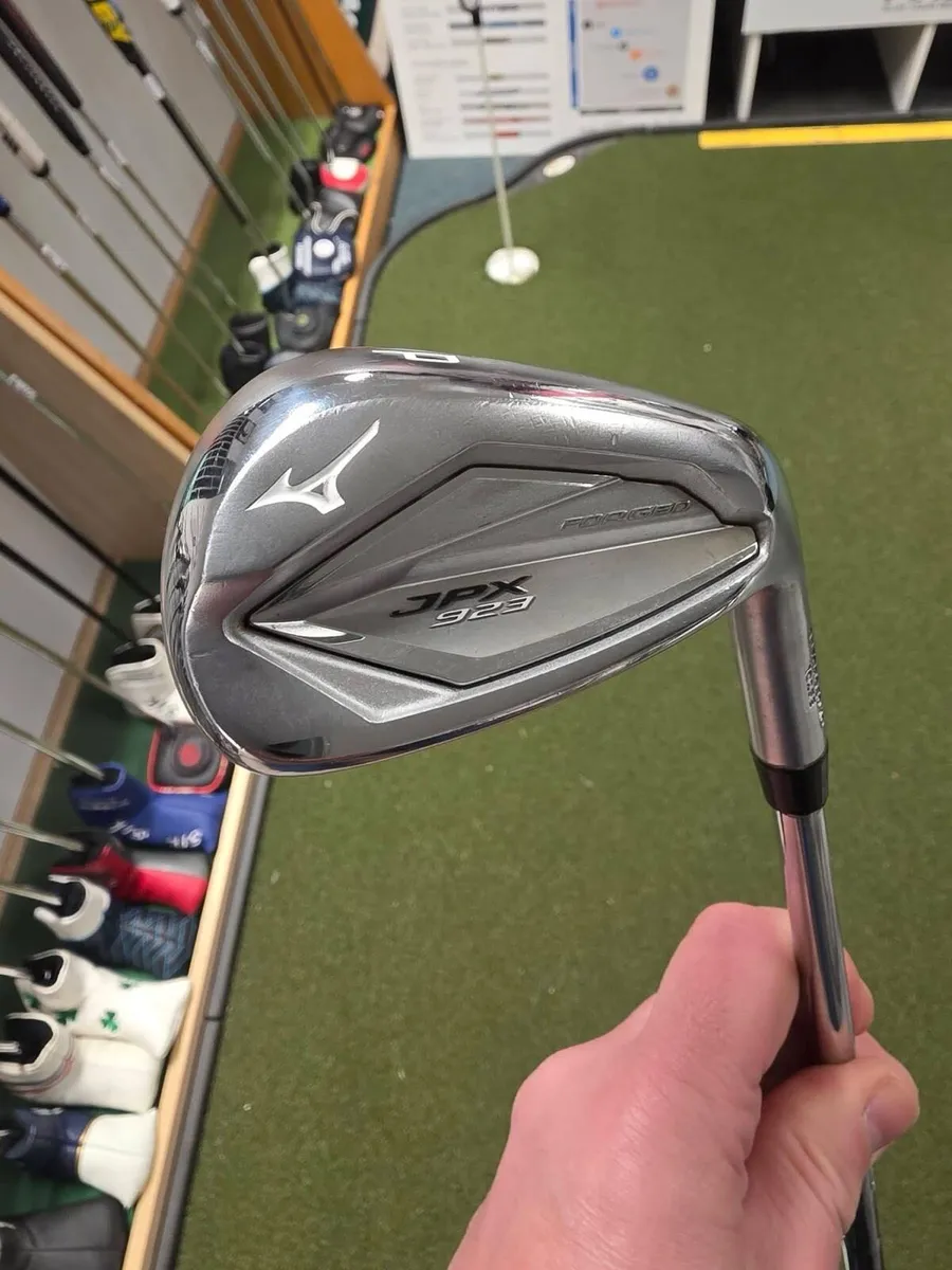 Mizuno Jpx 923 Forged Irons - Image 2