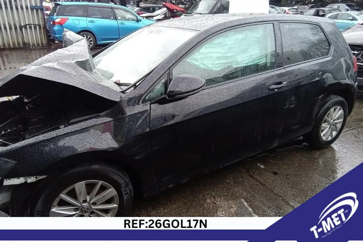 2017 VOLKSWAGEN GOLF BREAKING FOR PARTS - Image 4