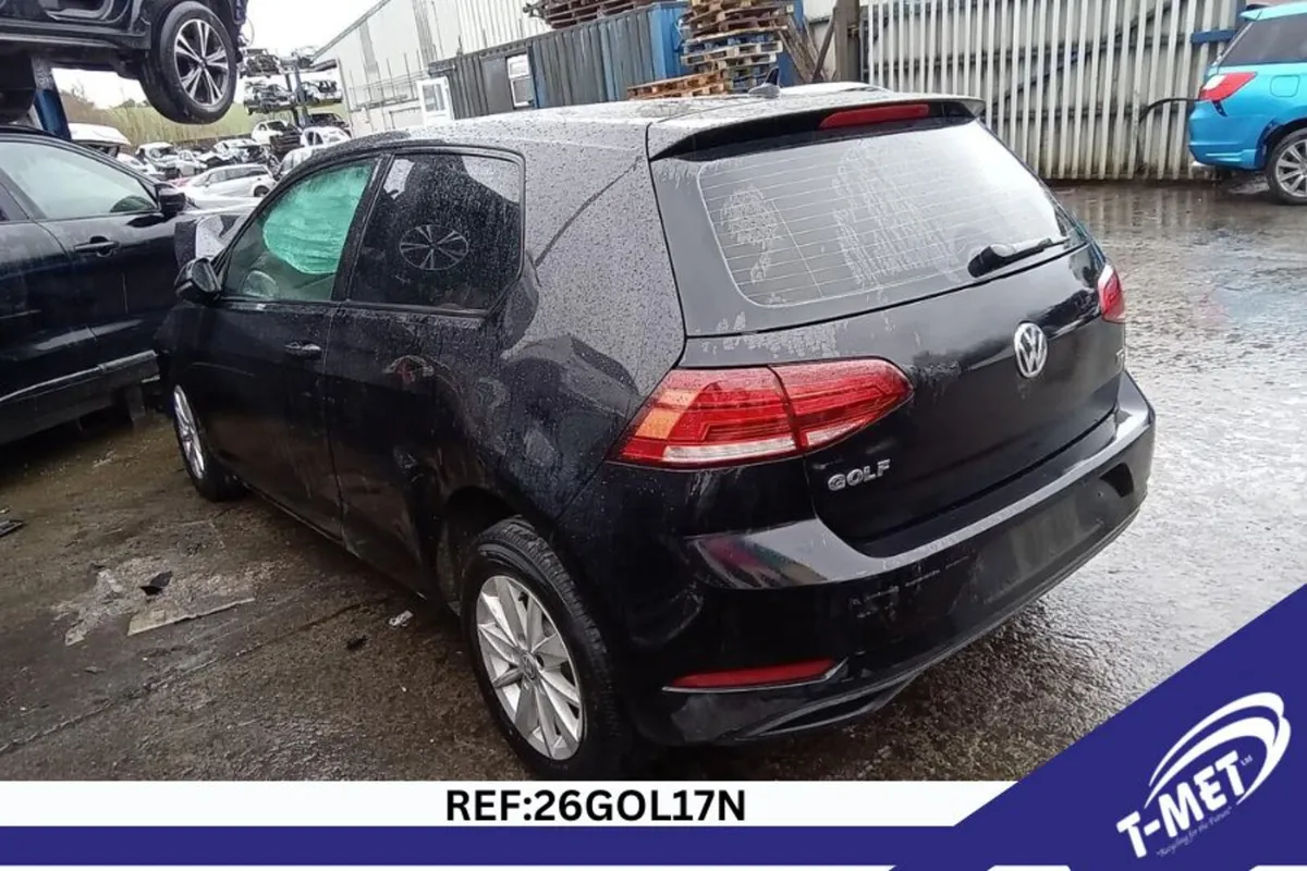 2017 VOLKSWAGEN GOLF BREAKING FOR PARTS - Image 3