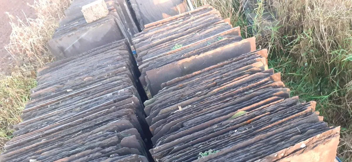 Bangor slates chimney pots floor ridge roof tiles - Image 2